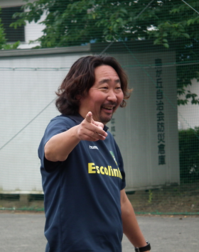 コーチ：神奈川県横浜市戸塚区のエスコリーニャFC／リーベルプントFC