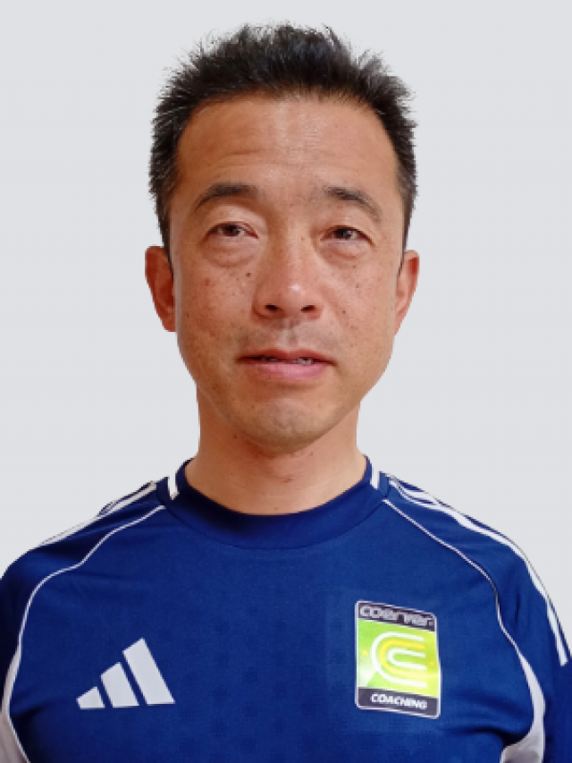 コーチ：東京都調布市のクーバー・コーチング・サッカースクール 調布校