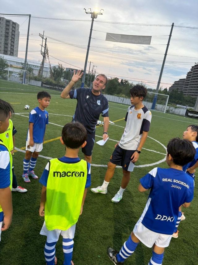 3：神奈川県川崎市麻生区のレアル ソシエダ ジャパン《新百合ヶ丘校》