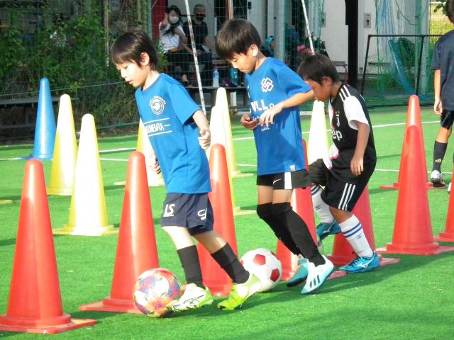 4：静岡県駿東郡清水町のエクセルシオールFC