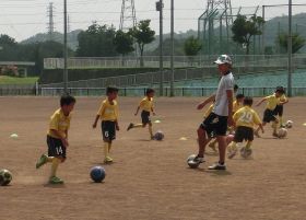 コーチ:埼玉県東松山市、の東松山アタドゥーラFC