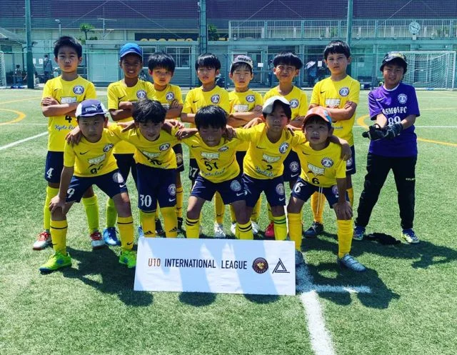 サッカー教室：京都府京都市北区の【英語×サッカー×国際交流】Kosmos Football Club