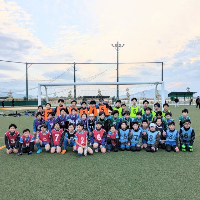 サッカー教室：広島県広島市東広島市の鷗州サッカークラブサッカースクール＜高美が丘公園＞