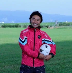 コーチ：福岡県久留米市の久留米アザレアサッカースクール