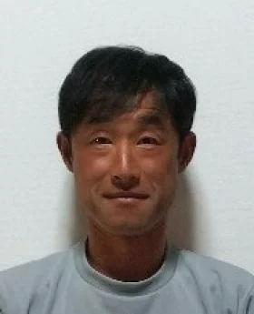 コーチ：愛知県名古屋市熱田区、南区、港区、中川区、瑞穂区を拠点のレッドバズ（RED BUZZ）