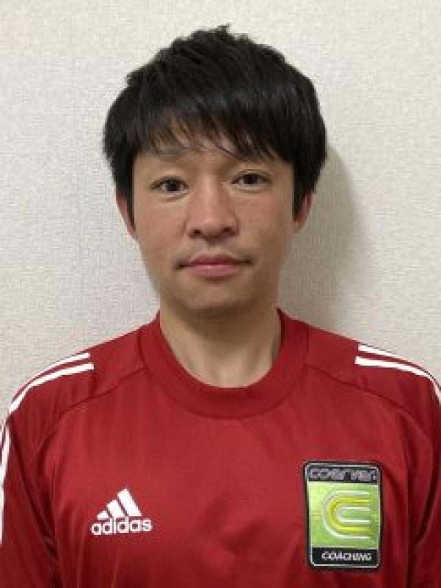 コーチ:鹿児島県鹿児島市のクーバー・コーチング・サッカースクール 鹿児島校