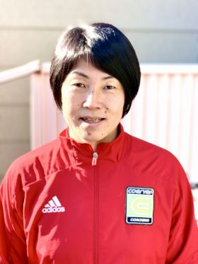 コーチ:東京都世田谷区のクーバー・コーチング・サッカースクール 世田谷校