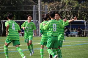 コーチ：神奈川県中郡大磯町のSEISA OSA湘南 FC　/　OSAレイアサッカースクール