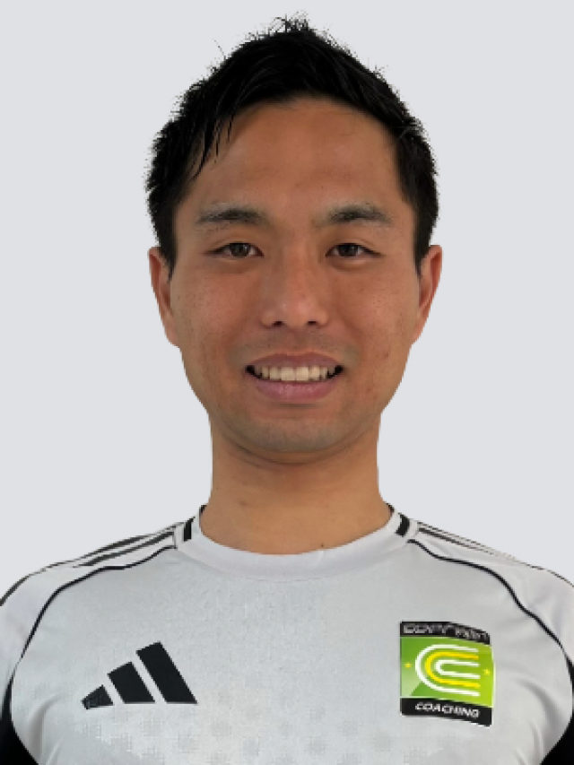 コーチ：兵庫県神戸市長田区のクーバー・コーチング・サッカースクール 神戸校