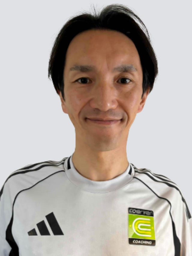 コーチ：京都府京都市北区のクーバー・コーチング・サッカースクール 京都北校