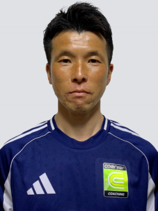 コーチ：神奈川県川崎市川崎区のクーバー・コーチング・サッカースクール 川崎港町校