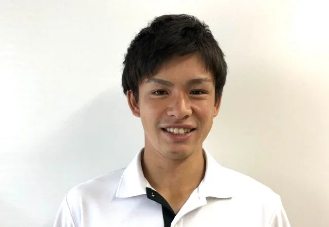コーチ：広島県広島市安佐南区のサッカースクールフェリーチェ＜毘沙門台スクール＞＜広域公園スクール＞＜ 川内スクール＞