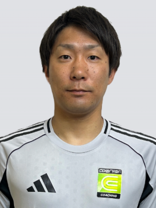 コーチ：大阪府大阪市中央区のクーバー・コーチング・サッカースクール スポーツオアシスもりのみやキューズモール校