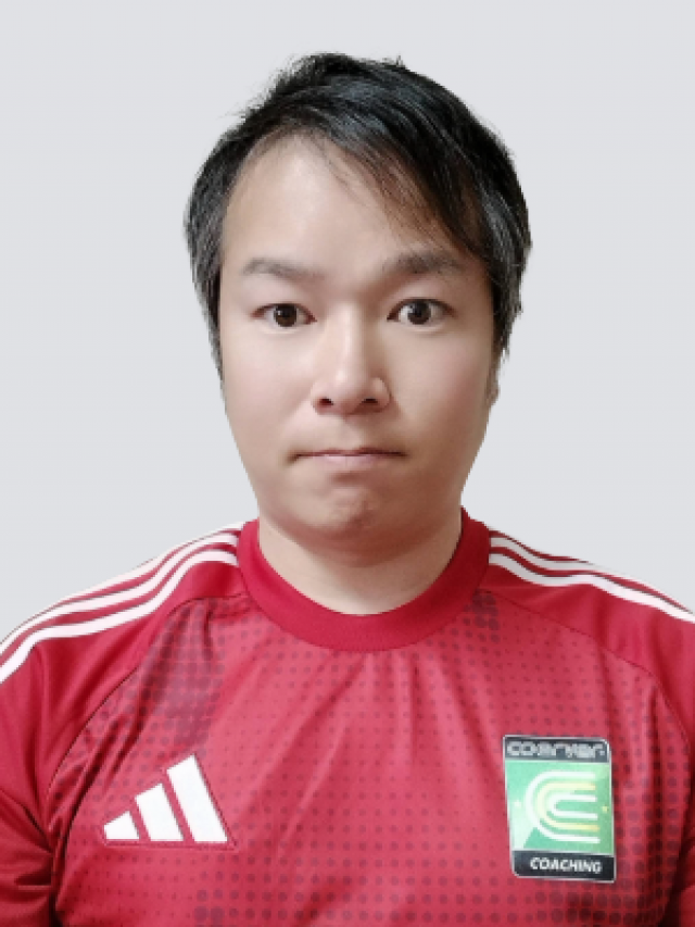 コーチ：静岡県浜松市のクーバー・コーチング・サッカースクール 浜松校