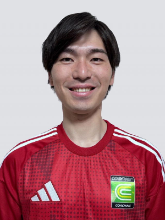 コーチ：千葉県松戸市のクーバー・コーチング・サッカースクール 松戸八ヶ崎校