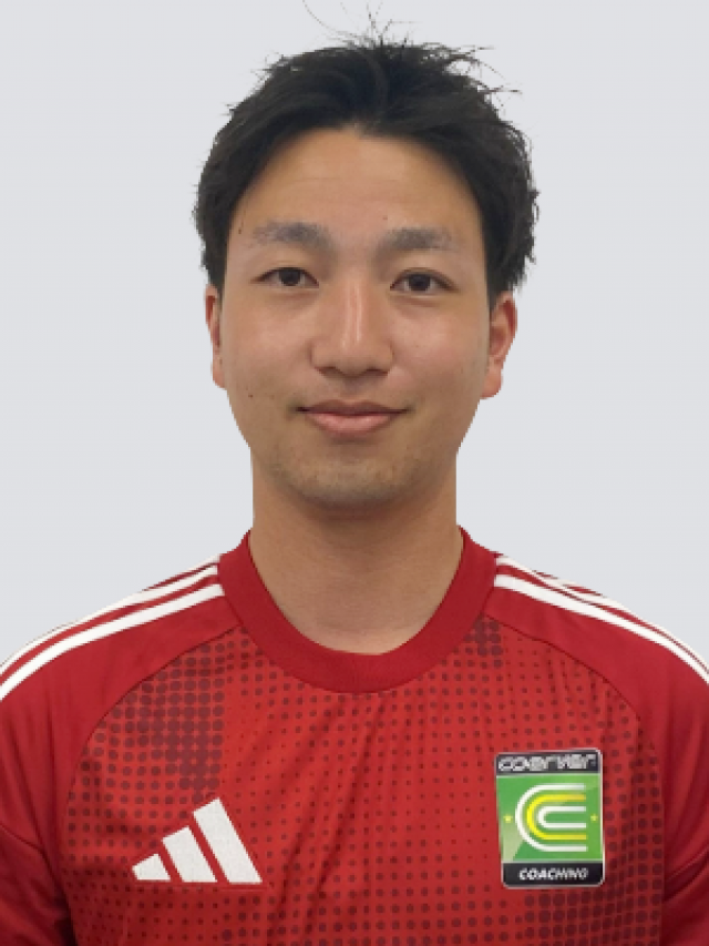 コーチ：愛知県小牧市のクーバー・コーチング・サッカースクール 小牧校