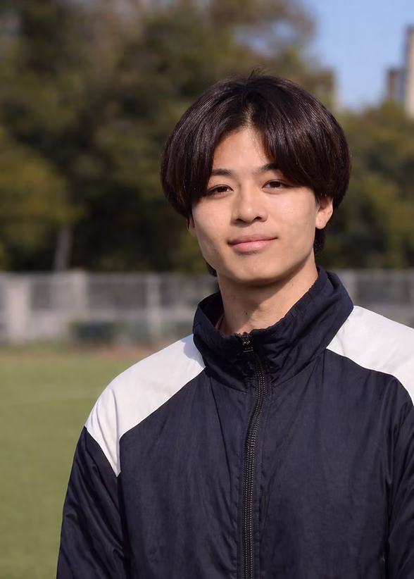 コーチ：東京都多摩市のサカスタ　サッカー×お勉強　お子様の成長をサポートするスクール