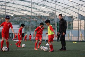 サッカースクール サッカーチーム サッカー教室 神奈川県横浜市港北区 リバプールfcサッカースクール新横浜校