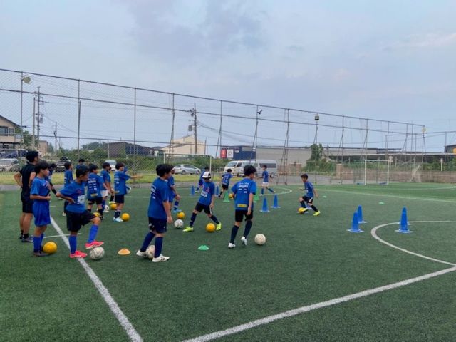滋賀県大津市のGLORIA サッカースクール＜ドルスク・キッズドリスク・エンジョイ・グロランコース＞
