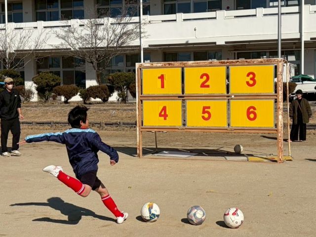 2：岐阜県多治見市のF.C.Brotes（ボルティス )