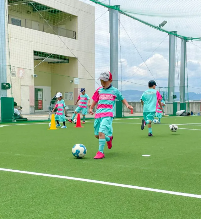 2：大阪府八尾市、東大阪市の【2歳からの習い事】パストケルサッカークラブ　八尾市・東大阪市