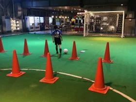 北海道札幌市東区のフットサルスタジアム蹴 ジュニアスクール