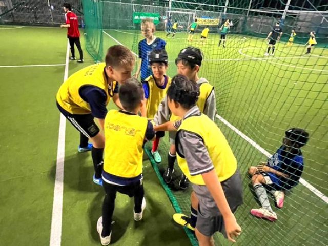 東京都立川市のクーバー・コーチング・サッカースクール ルミネ立川校