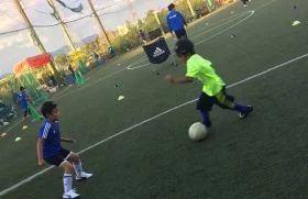 大阪府枚方市のクーバー・コーチング・サッカースクール 枚方校