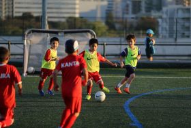 サッカースクール サッカーチーム サッカー教室 神奈川県横浜市港北区 リバプールfcサッカースクール新横浜校