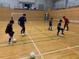 サッカースクール サッカーチーム サッカー教室 奈良県生駒郡平群町 クーバー コーチング サッカースクール 奈良平群校