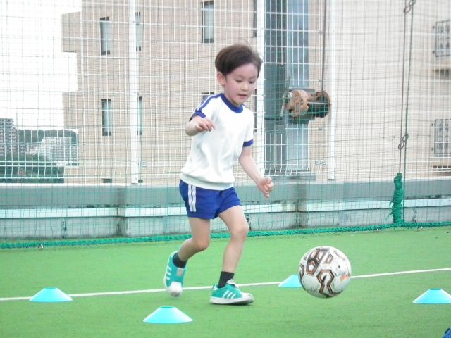 サッカー教室：神奈川県相模原市緑区の【英語で教えるサッカースクール】JSアカデミー