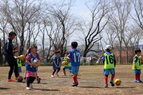 サッカー教室：東京都町田市の神奈川新聞キッズチャレンジプロジェクト フットアラーズ（町田市・南区）