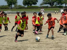 サッカー教室：愛知県豊田市の【スクール風景をインスタライブでお届け！】　　　　　　　　　　　　　 S'amuse （サミューズ）