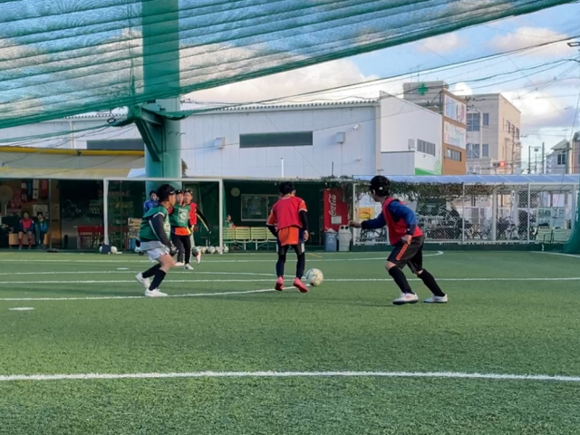 サッカー教室：大阪府大阪市旭区高殿のクーバー・コーチング・サッカースクール 関目高殿校