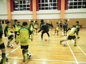 2：東京都八王子市のソルビーノフットサルスクール