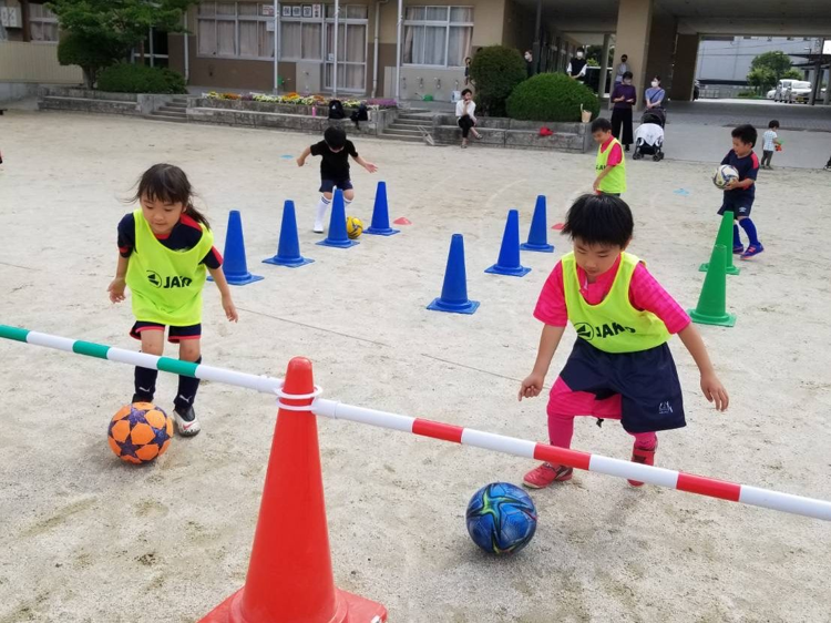2:埼玉県スクール会場 埼玉県三郷市、吉川市、越谷市・東京都葛飾区のアスリートサッカースクール