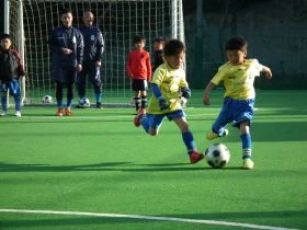 クレシメントサッカースクール
